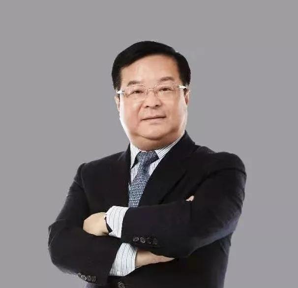 先后担任中国联通、中国移动副总裁，如今，这位成电杰出校友出任中国电信“掌舵人”！